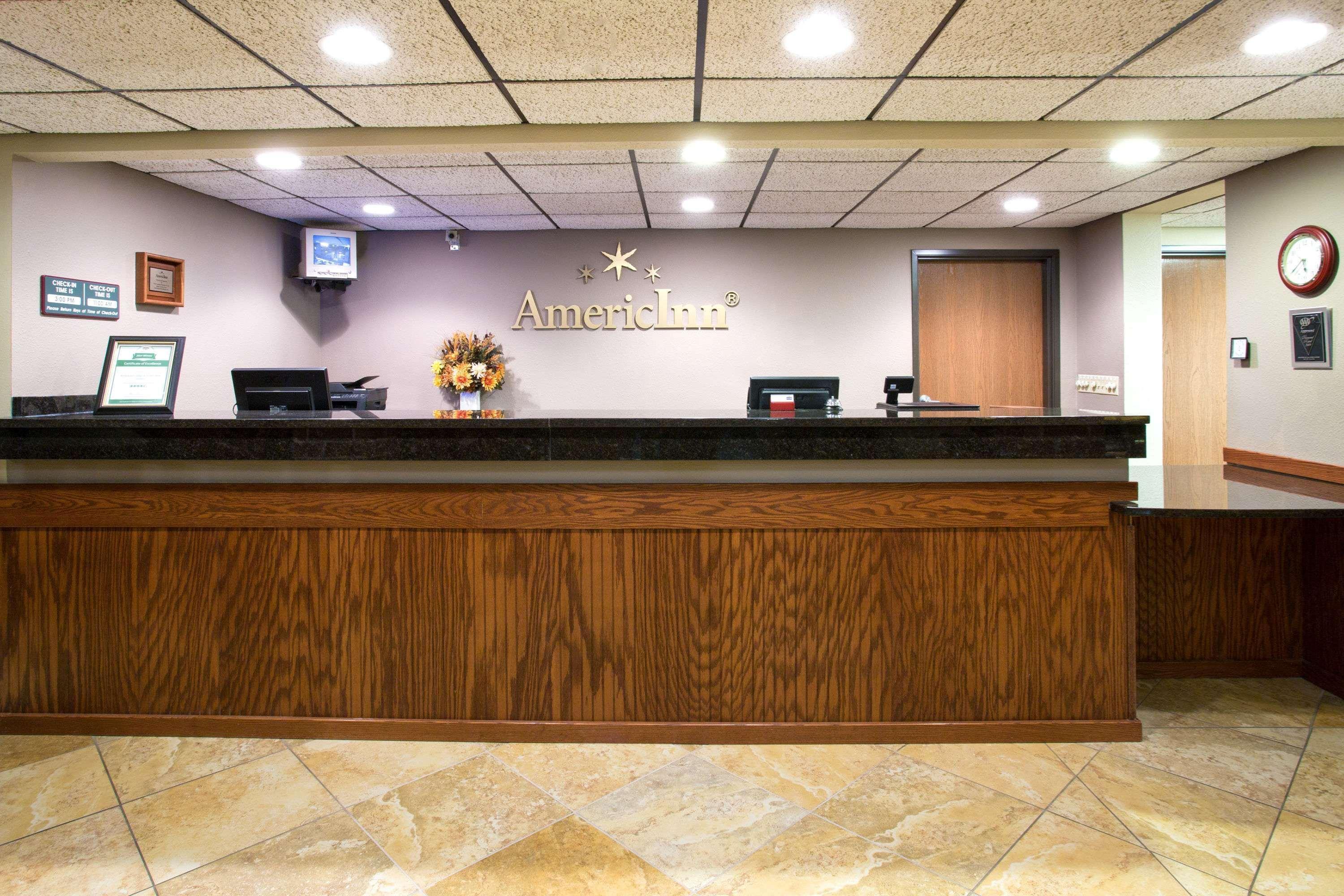Americinn By Wyndham New London Экстерьер фото