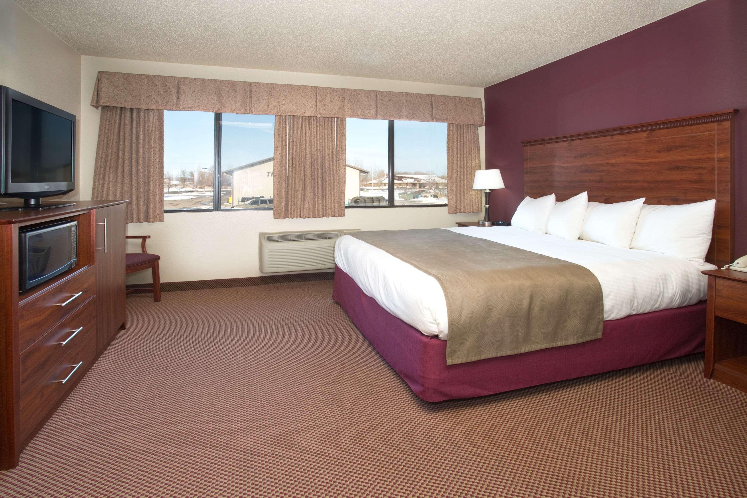 Americinn By Wyndham New London Экстерьер фото