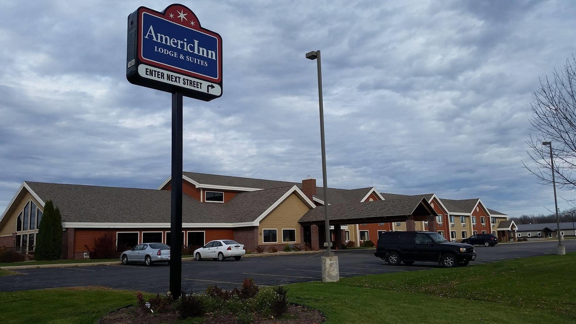 Americinn By Wyndham New London Экстерьер фото